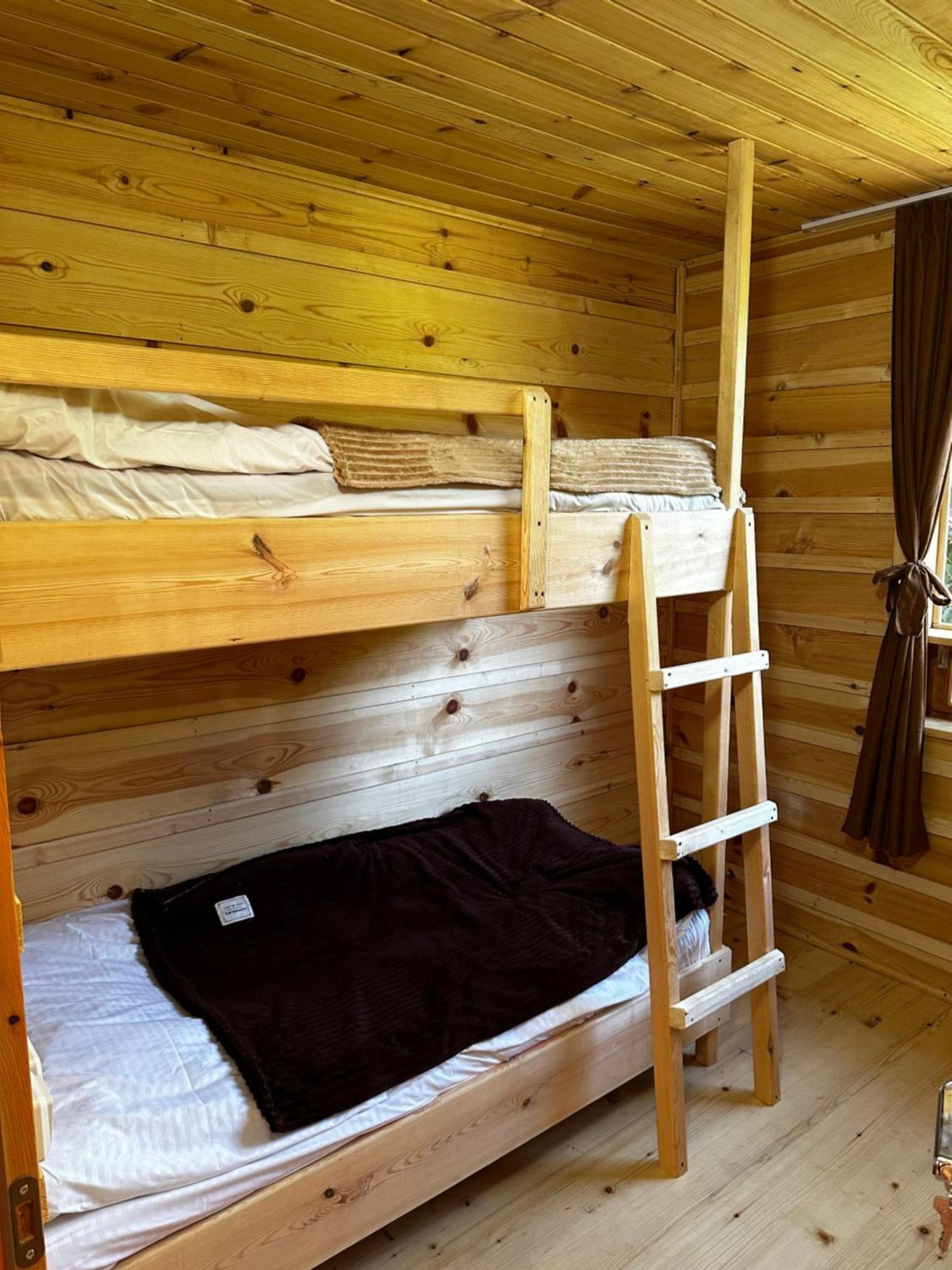 Ecohouse Svaneti Местия Екстериор снимка