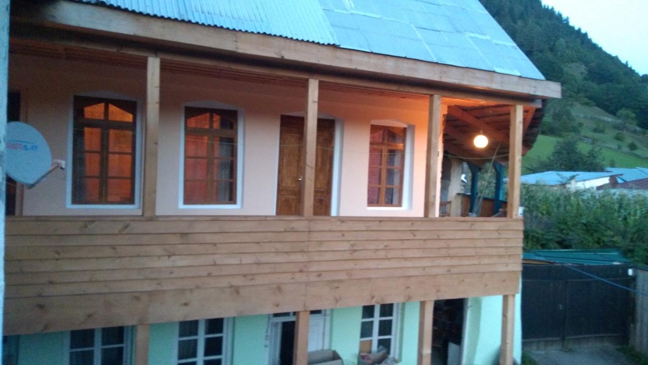 Ecohouse Svaneti Местия Екстериор снимка